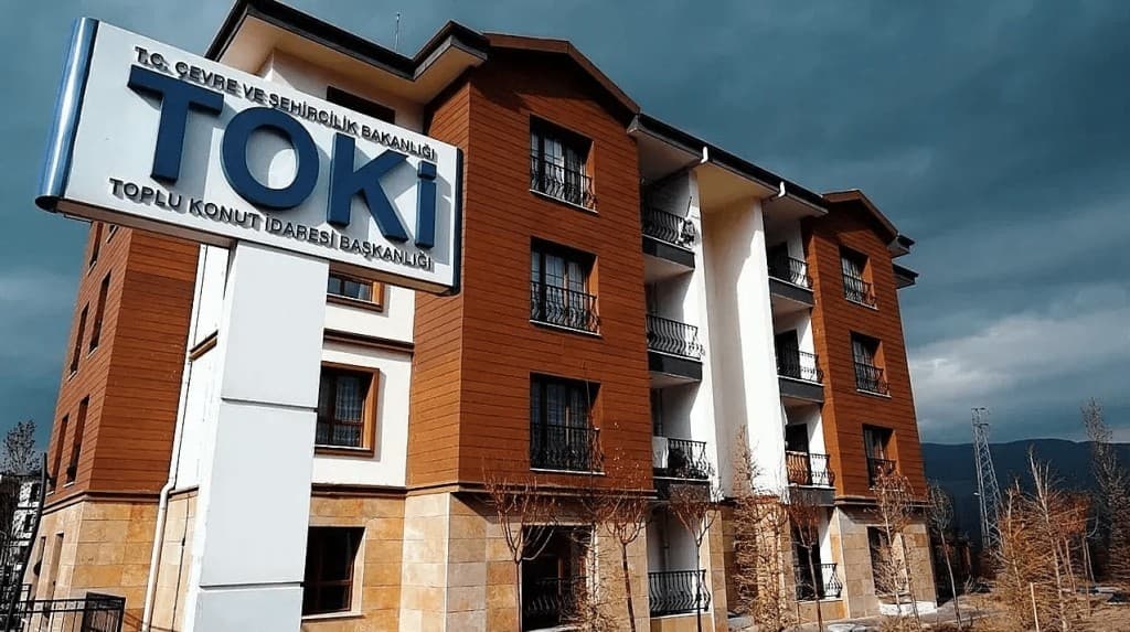 Derince 1. Etap TOKİ şantiyesi, CSM cam ve alüminyum sistemleri uygulaması