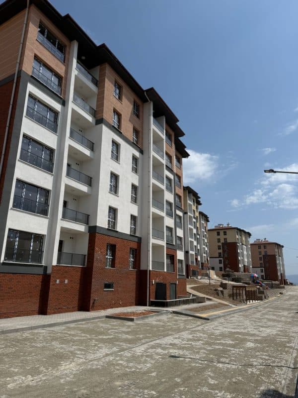İlimtepe 3. Etap TOKİ şantiyesi, CSM cam ve alüminyum sistemleri uygulaması